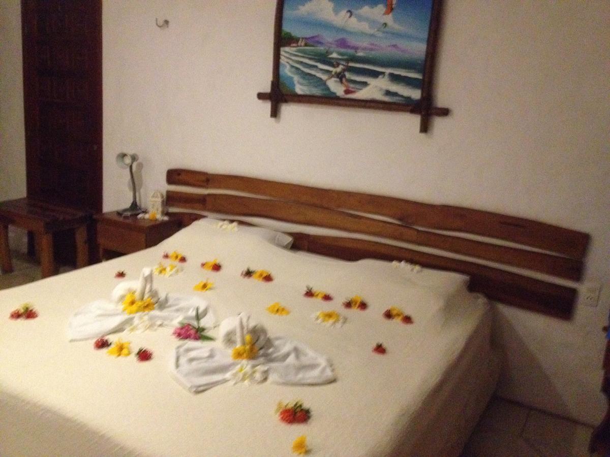 Hotel E Pousada Tropical Wind Do クムブコ エクステリア 写真